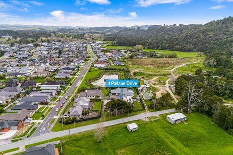 Photo of property in 4 Parlane Drive, Huapai, Kumeu, 0810