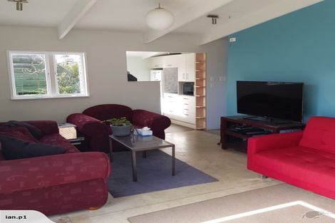 Photo of property in 18 Woodglen Road, Glen Eden, Auckland, 0602