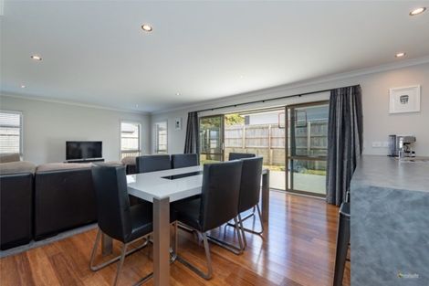 Photo of property in 103 Riverstone Drive, Riverstone Terraces, Upper Hutt, 5018