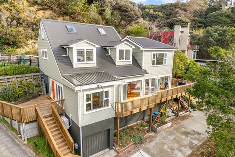 Photo of property in 84 Paremata Road, Paremata, Porirua, 5024