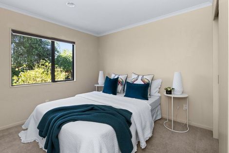 Photo of property in 6 Malbec Way, Greenmeadows, Napier, 4112
