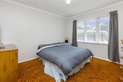 Photo of property in 33 Pine Avenue, Upper Hutt Central, Upper Hutt, 5018
