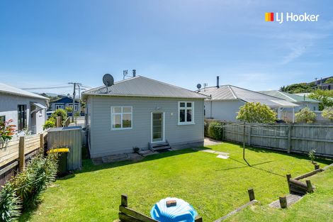 Photo of property in 11 Crest Street, Tainui, Dunedin, 9013