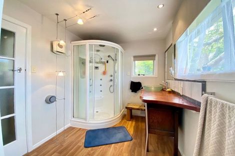 Photo of property in 98/98a Glenpark Avenue, Frankleigh Park, New Plymouth, 4310