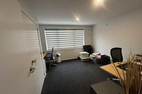 Photo of property in 395 Stokes Valley Road, Stokes Valley, Lower Hutt, 5019