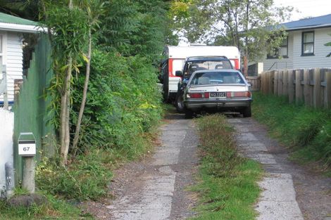 Photo of property in 67 Glen Marine Parade, Glendene, Auckland, 0602