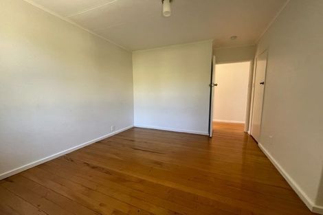 Photo of property in 8 Huxley Place, Glen Innes, Auckland, 1072