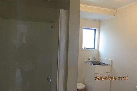 Photo of property in 36 Strid Road, Te Atatu South, Auckland, 0610