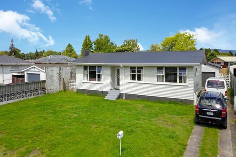 Photo of property in 44 Martin Street, Utuhina, Rotorua, 3015