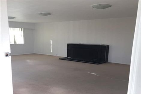 Photo of property in 1/11 Arrow Road, Forrest Hill, Auckland, 0620