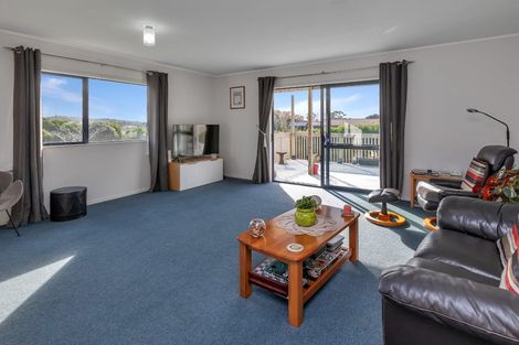 Photo of property in 19 Marsden Point Road, Ruakaka, 0116