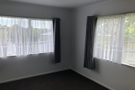 Photo of property in 12a Midgley Road, West Harbour, Auckland, 0618