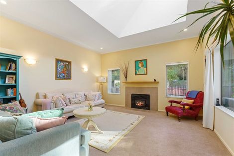 Photo of property in 6 Southleigh, Raumati South, Paraparaumu, 5032