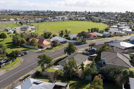 Photo of property in 83a Carlton Street, Bellevue, Tauranga, 3110