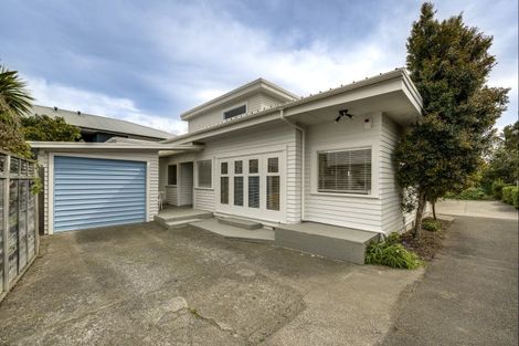 Photo of property in 2/8 Meeanee Quay, Westshore, Napier, 4110