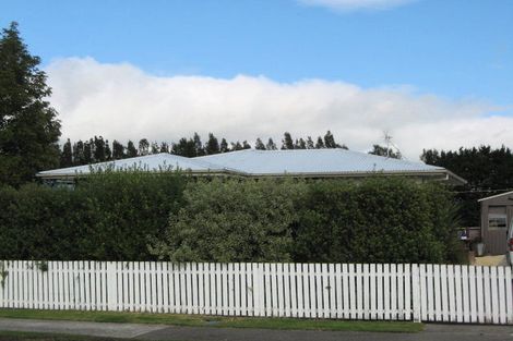 Photo of property in 32 Upham Street, Havelock North, 4130