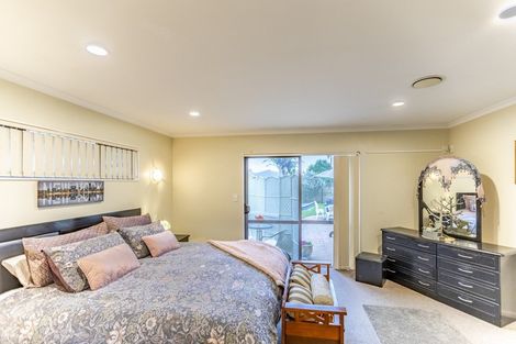 Photo of property in 3 Newbury Place, Taradale, Napier, 4112