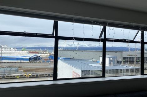 Photo of property in Quantum On Thorndon Quay, 7/163a Thorndon Quay, Pipitea, Wellington, 6011