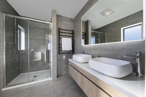 Photo of property in 8c Albany Highway, Greenhithe, Auckland, 0632