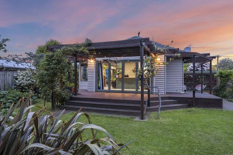 Photo of property in 7 Wayside Avenue, Burnside, Christchurch, 8053