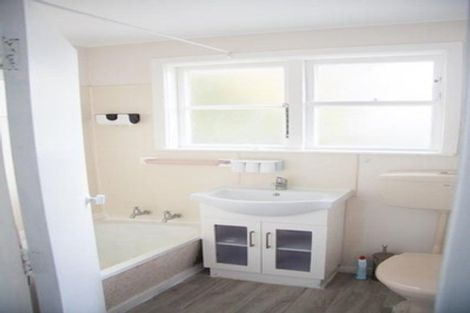 Photo of property in 28 Godley Street, Waterloo, Lower Hutt, 5011