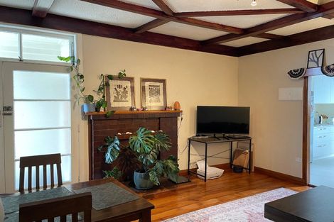 Photo of property in 352 Mount Albert Road, Mount Roskill, Auckland, 1041