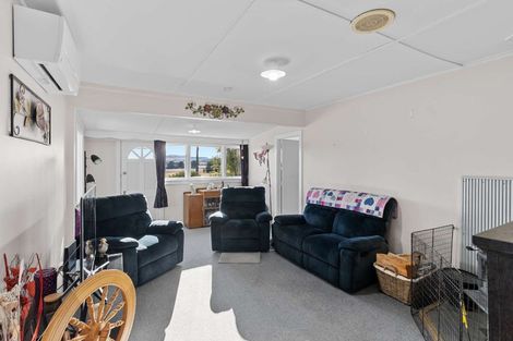 Photo of property in 23 Oxford Street, Waikari, 7420