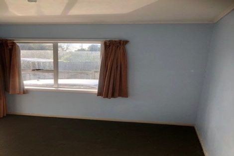 Photo of property in 29 Vodanovich Road, Te Atatu South, Auckland, 0610