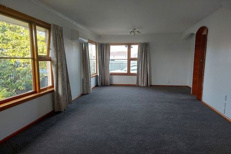Photo of property in 5 Dalton Place, Burnside, Christchurch, 8053