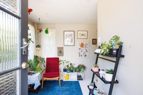 Photo of property in 37 Bryant Street, Takaro, Palmerston North, 4412