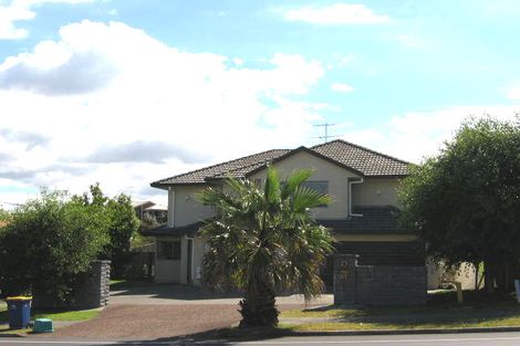 Photo of property in 61 Caribbean Drive, Unsworth Heights, Auckland, 0632