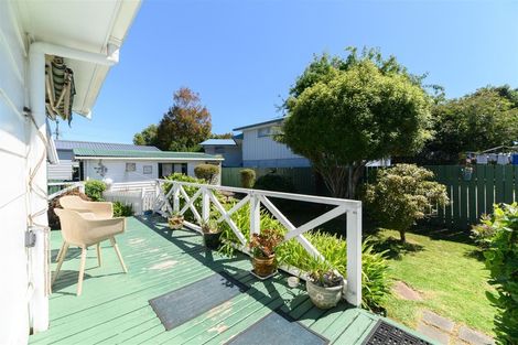 Photo of property in 1/41 Yeovil Road, Te Atatu Peninsula, Auckland, 0610