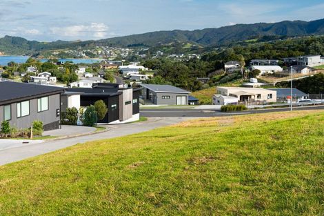 Photo of property in 3 Solar Way, Langs Beach, 0582