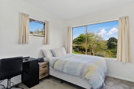 Photo of property in 2/69 Glencoe Road, Browns Bay, Auckland, 0630