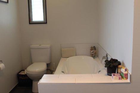 Photo of property in 9 Tainui Street, Onerahi, Whangarei, 0110