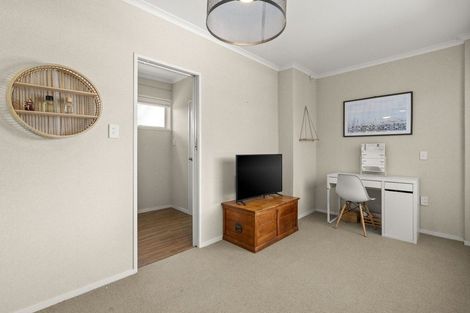 Photo of property in 37 Brookfield Terrace, Brookfield, Tauranga, 3110