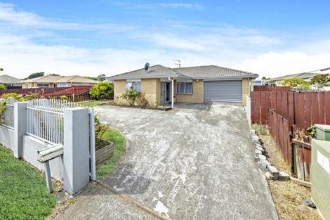 Photo of property in 39 Robert Skelton Place, Clendon Park, Auckland, 2103