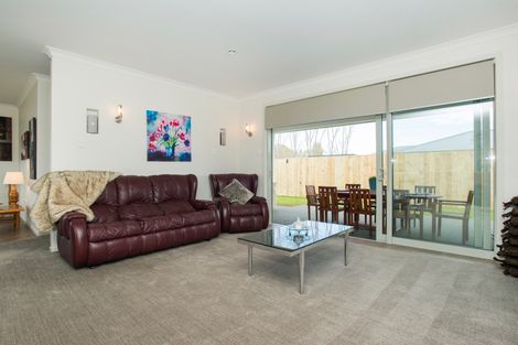 Photo of property in 52 Hamilton Drive, Wainui, Gisborne, 4010