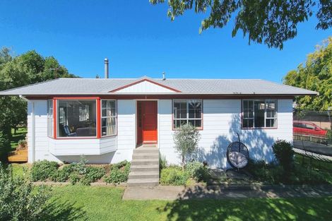 Photo of property in 31 Browning Crescent, Owhata, Rotorua, 3010