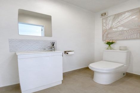 Photo of property in 50 Ivy Nola Way, Henderson, Auckland, 0612
