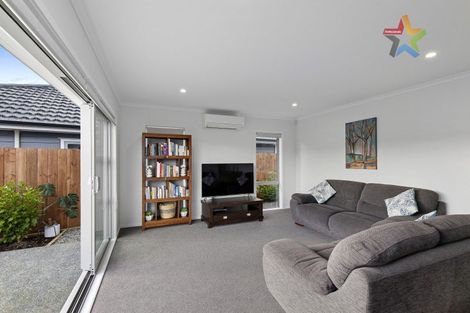 Photo of property in 5 Takapo Grove, Kelson, Lower Hutt, 5010