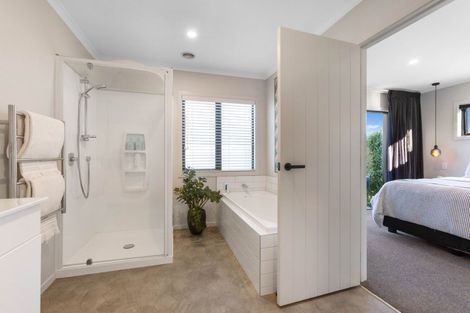 Photo of property in 57 Little Maude Drive, Lake Hawea, Wanaka, 9382