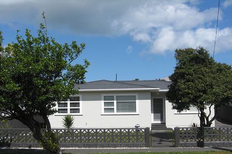 Photo of property in 42 Titoki Street, Castlecliff, Whanganui, 4501