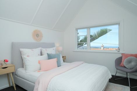 Photo of property in 115 Eglinton Road, Mornington, Dunedin, 9011