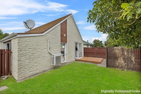 Photo of property in 70 Cutts Road, Russley, Christchurch, 8042