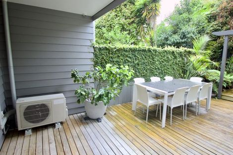 Photo of property in Habitat Apartments, 12/31 Byron Avenue, Takapuna, Auckland, 0622