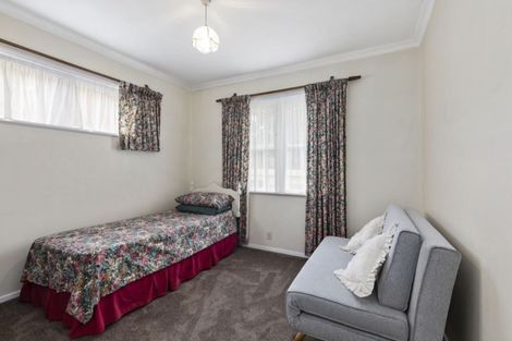 Photo of property in 461 Stokes Valley Road, Stokes Valley, Lower Hutt, 5019