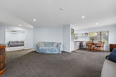 Photo of property in 8 Donegal Place, Katikati, 3129