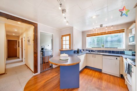 Photo of property in 19 Christchurch Crescent, Kelson, Lower Hutt, 5010