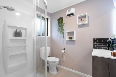 Photo of property in 5 Raeburn Place, Gore, 9710